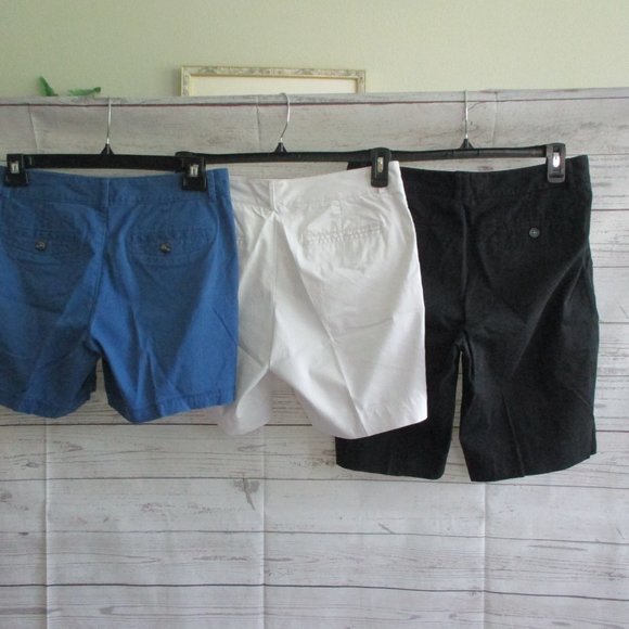 NWT - 3 pair. DOCKERS. shorts - sz  4/4P - Picture 2 of 2